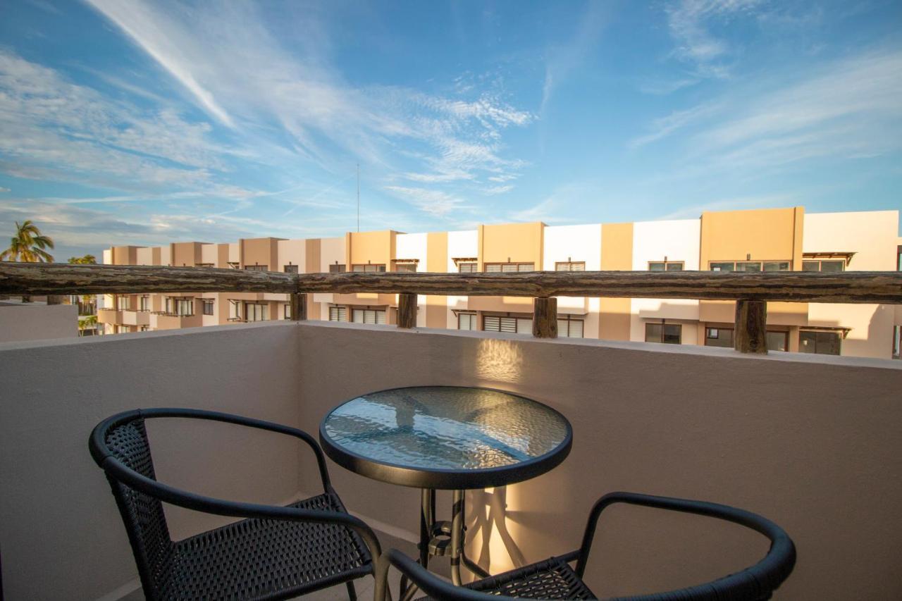 Ambar Condominios 马萨特兰 外观 照片